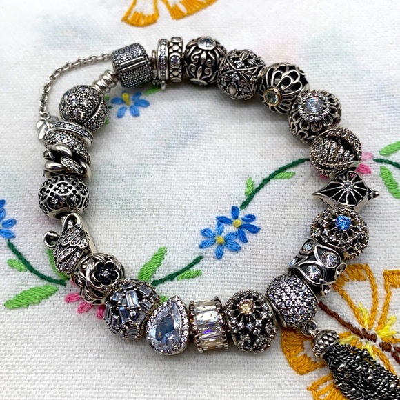 Pandora, Chamilia, and jewelry store brand vintage sterling silver bracelet 😍 - Picture 6 of 6
